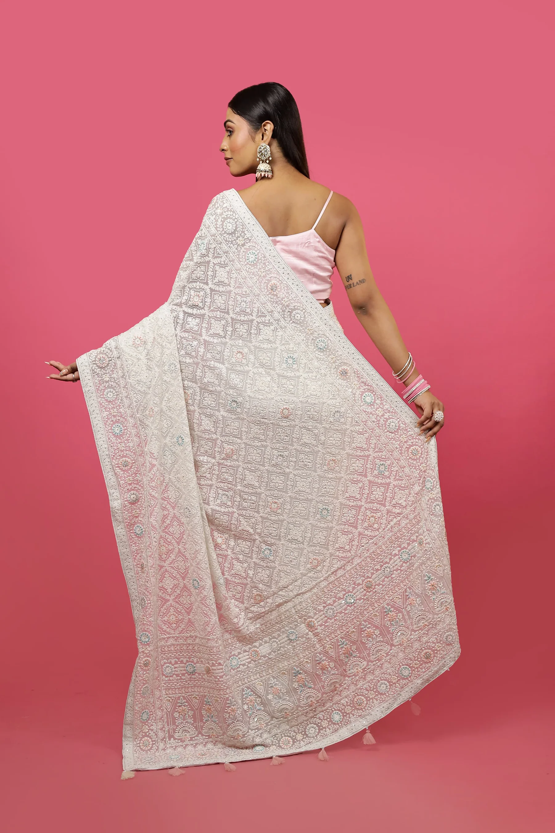 Chikankari Saree - Image 3