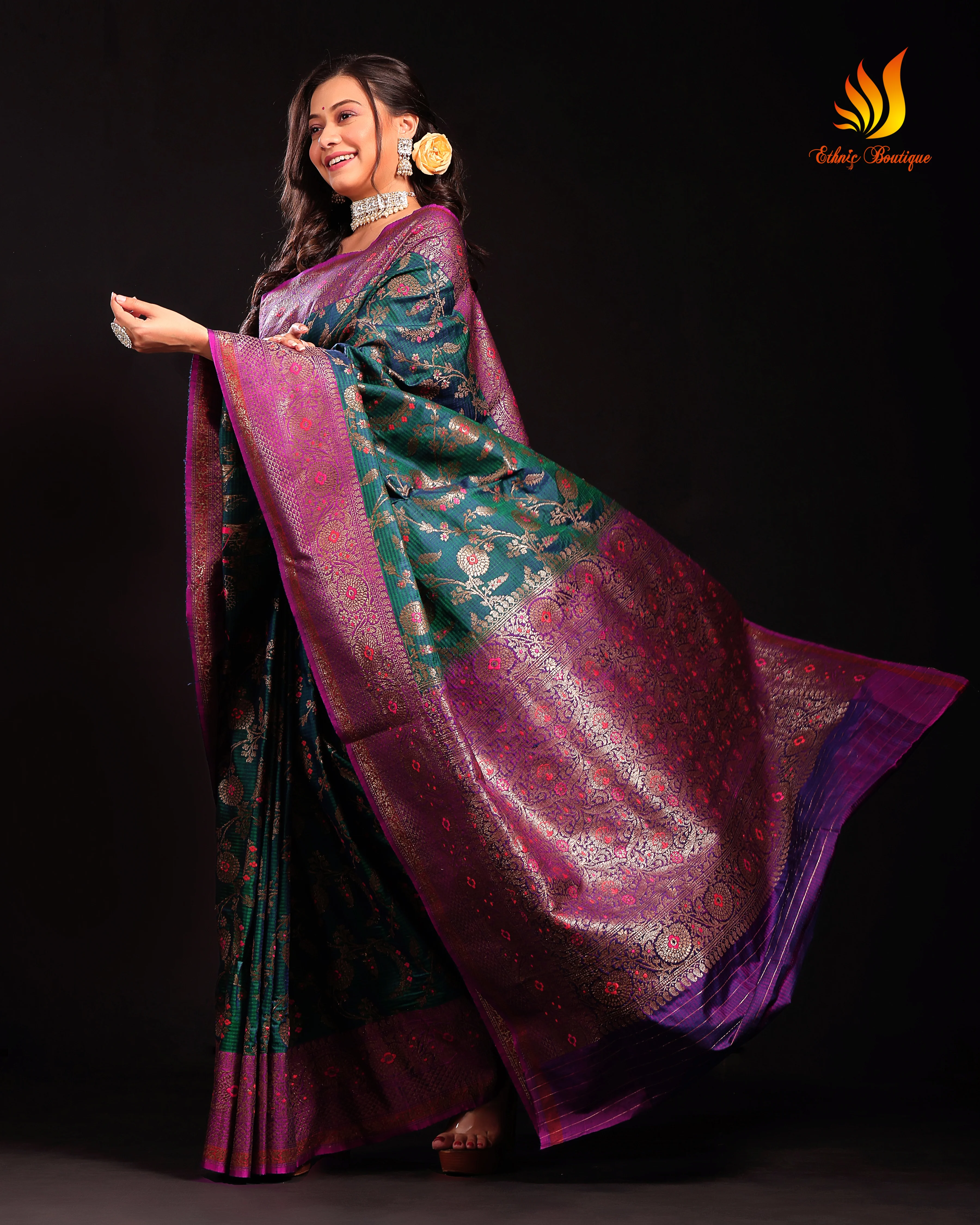 Jaal Dupion Silk Banarasi Green - Image 3