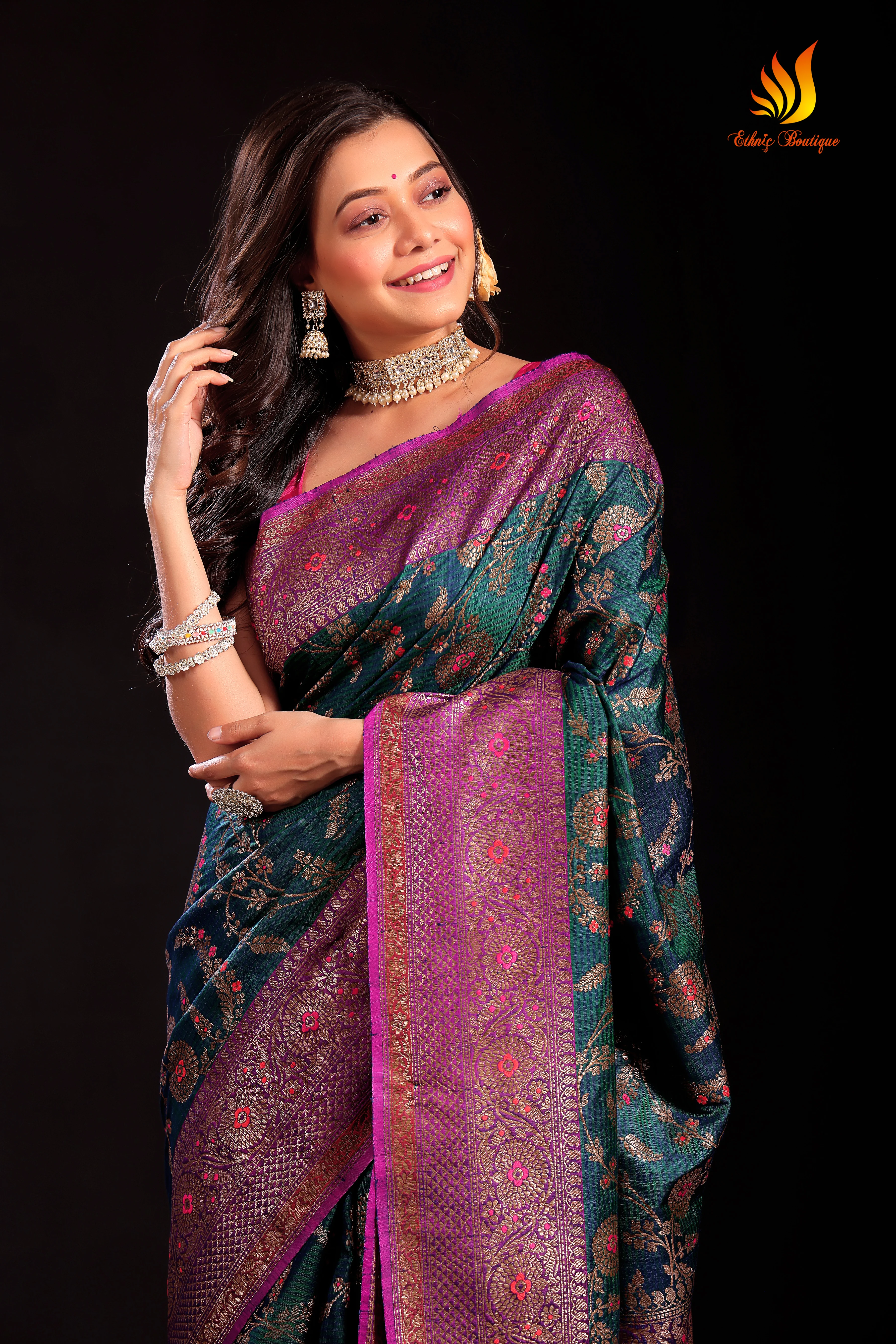 Jaal Dupion Silk Banarasi Green - Image 4