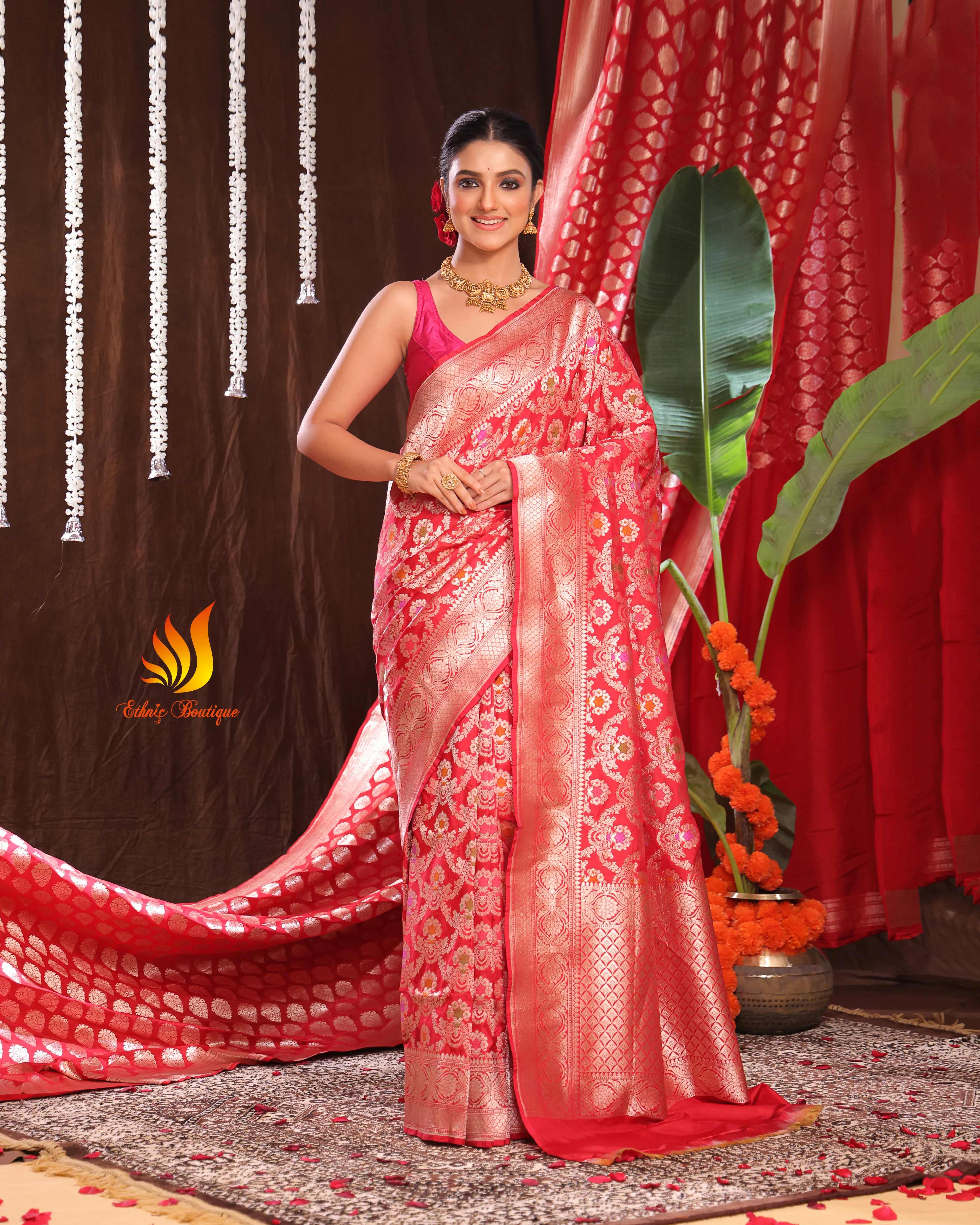 Jaal Meena Katan Banarasi Red - Image 3