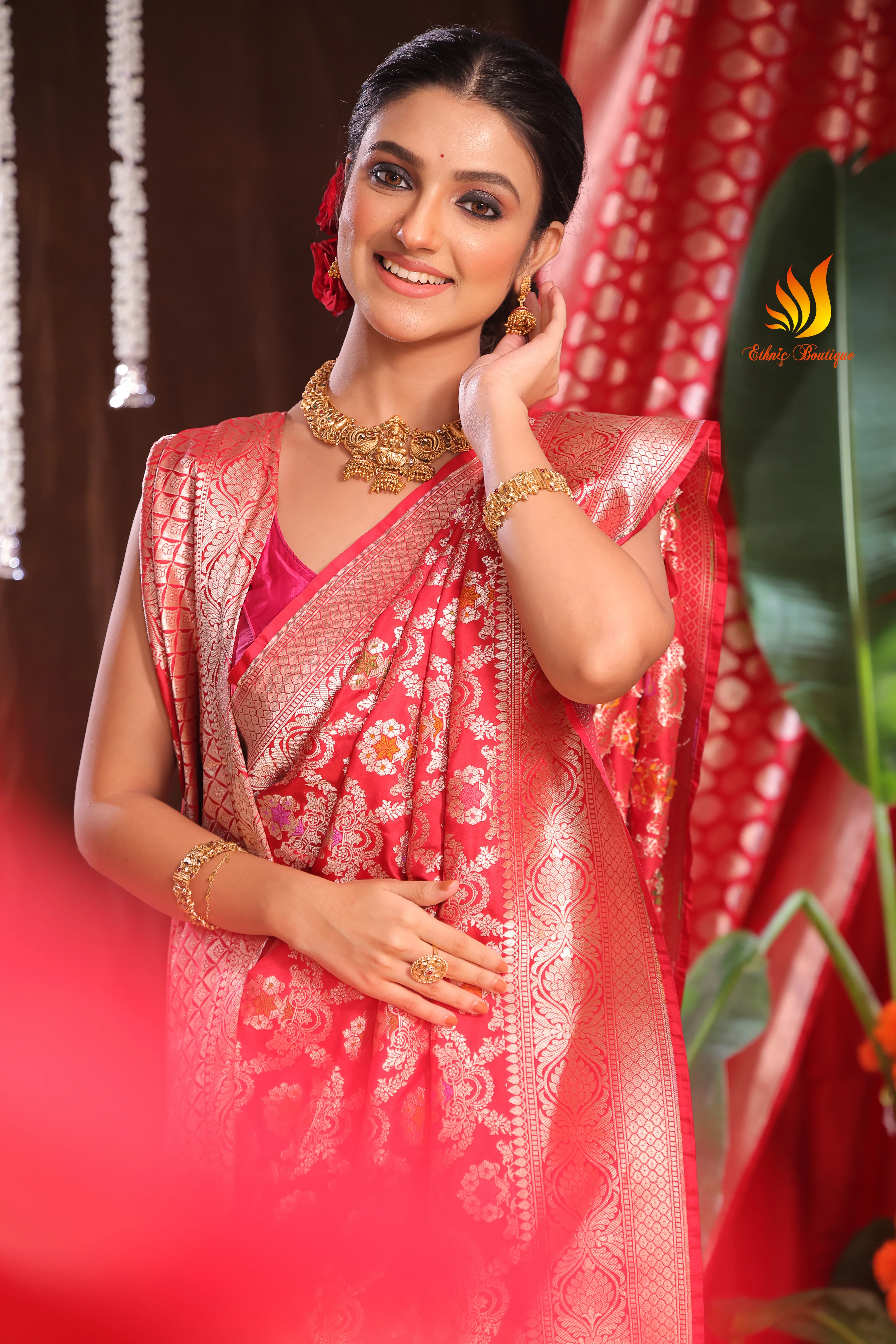 Jaal Meena Katan Banarasi Red - Image 7