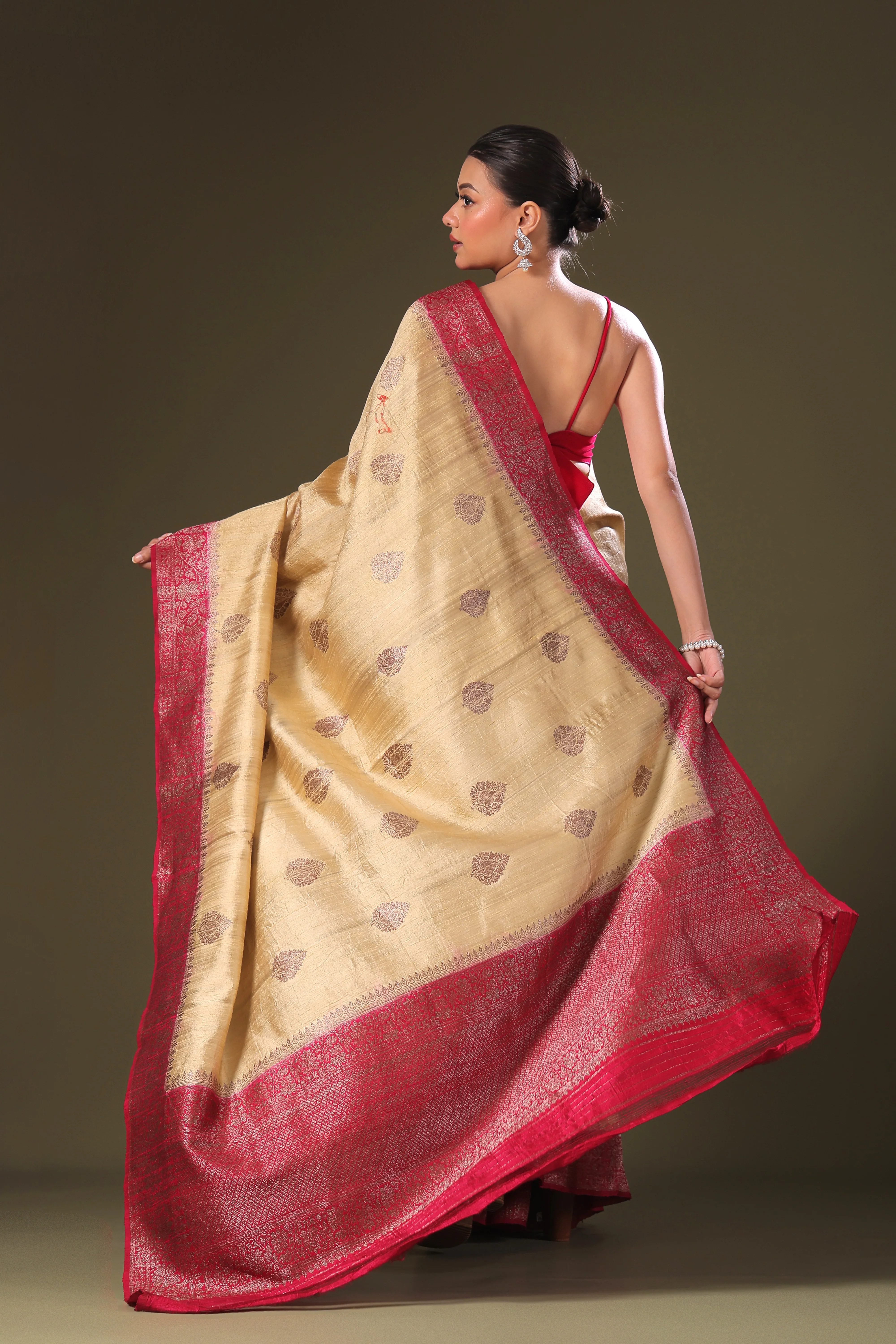 Raw Silk Banarasi - Image 4