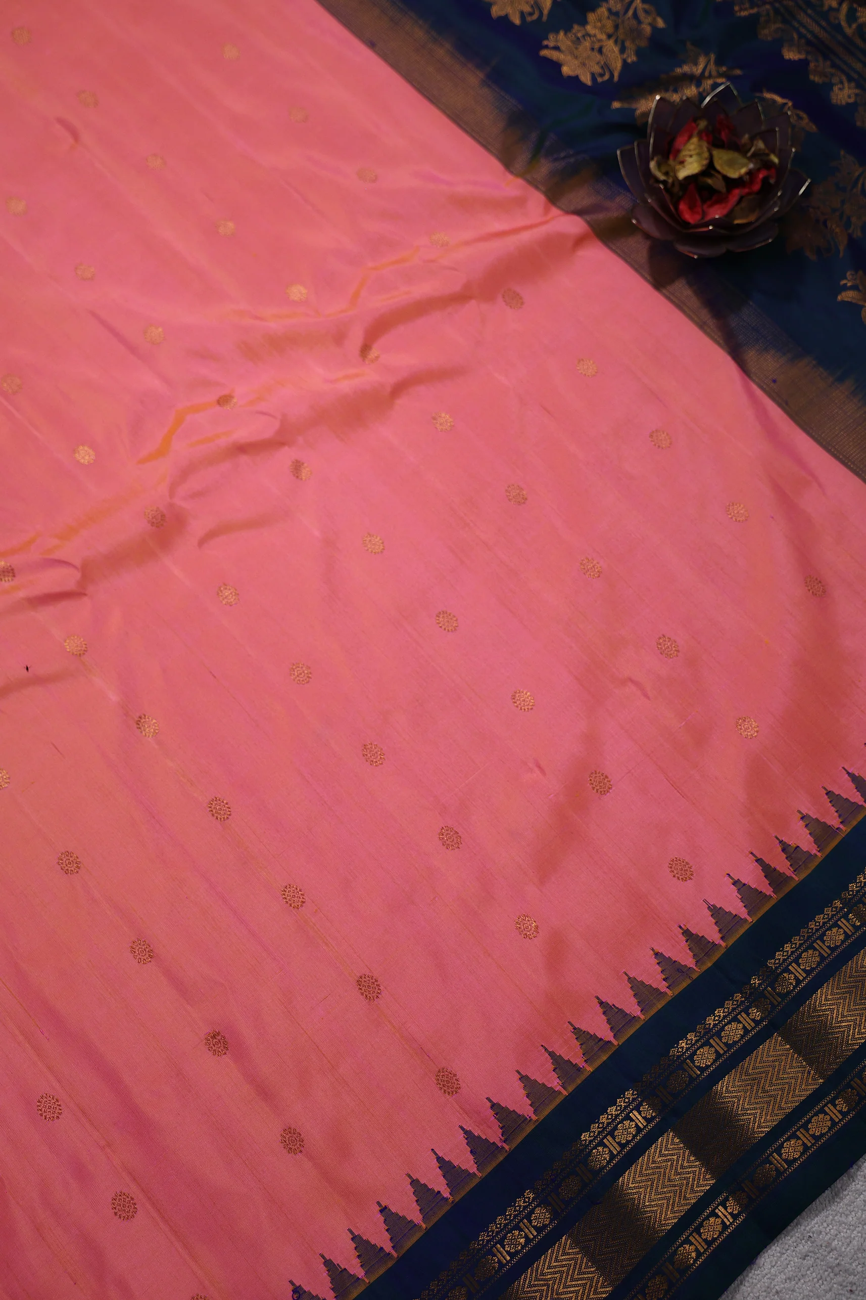 Silk Gadwal - Image 3