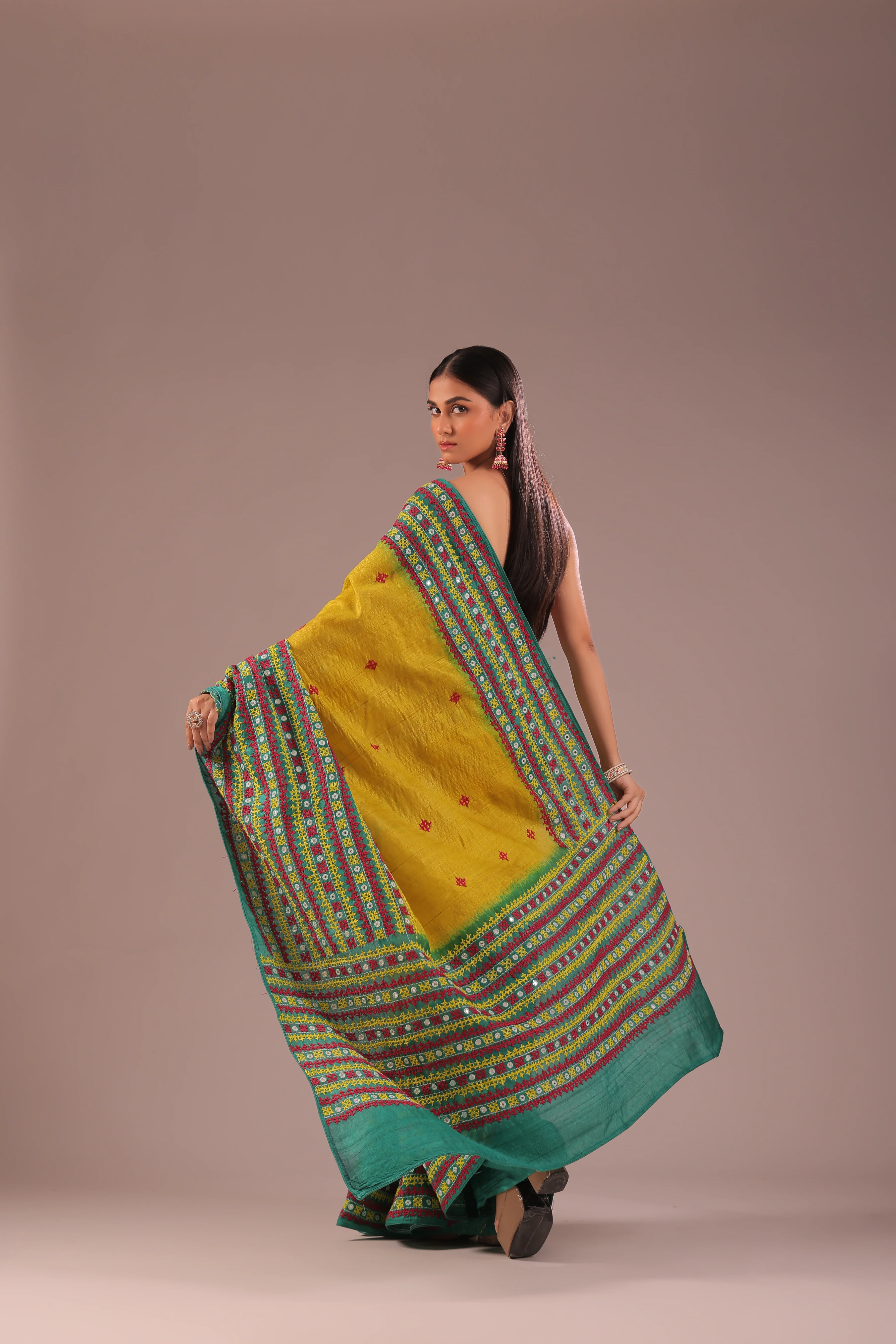 Tussar Hand Gujarati - Image 3